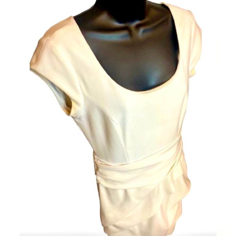 Joseph Ribcoff dress - Picture 4 of 11